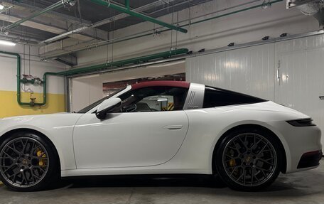 Porsche 911, 2021 год, 15 900 000 рублей, 3 фотография