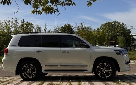 Toyota Land Cruiser 200, 2020 год, 11 200 000 рублей, 4 фотография