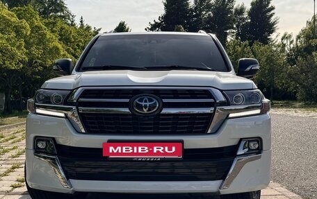 Toyota Land Cruiser 200, 2020 год, 11 200 000 рублей, 6 фотография