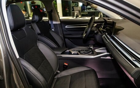 Geely Emgrand, 2024 год, 2 663 990 рублей, 9 фотография
