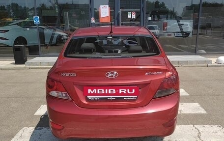 Hyundai Solaris II рестайлинг, 2012 год, 600 000 рублей, 4 фотография