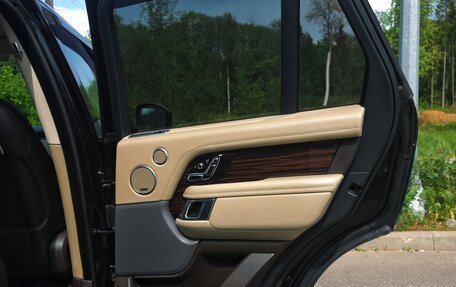 Land Rover Range Rover IV рестайлинг, 2018 год, 8 390 000 рублей, 30 фотография