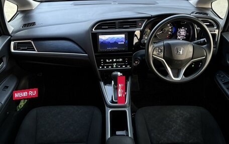 Honda Shuttle II, 2016 год, 1 500 000 рублей, 7 фотография