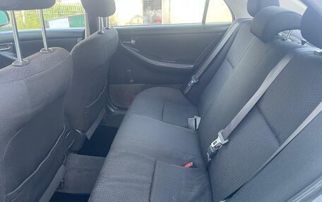 Toyota Corolla, 2004 год, 650 000 рублей, 10 фотография
