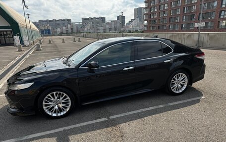 Toyota Camry, 2021 год, 3 700 000 рублей, 8 фотография