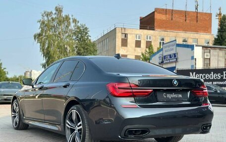 BMW 7 серия, 2018 год, 4 500 000 рублей, 14 фотография
