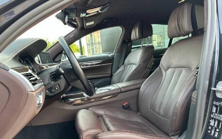 BMW 7 серия, 2018 год, 4 500 000 рублей, 31 фотография