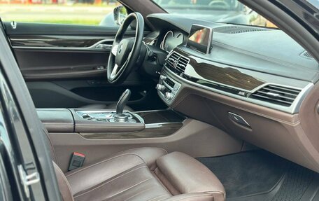 BMW 7 серия, 2018 год, 4 500 000 рублей, 36 фотография