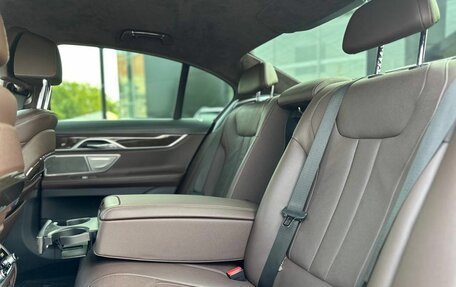 BMW 7 серия, 2018 год, 4 500 000 рублей, 33 фотография