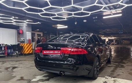 Jaguar XE I рестайлинг, 2018 год, 2 660 000 рублей, 19 фотография