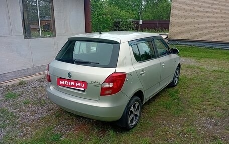 Skoda Fabia II, 2012 год, 550 000 рублей, 3 фотография