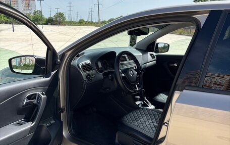 Volkswagen Polo VI (EU Market), 2016 год, 1 050 000 рублей, 8 фотография