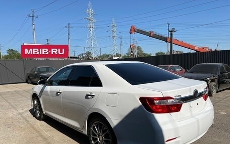 Toyota Camry, 2014 год, 2 000 000 рублей, 10 фотография