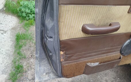 Toyota Land Cruiser 60, 1989 год, 680 000 рублей, 8 фотография