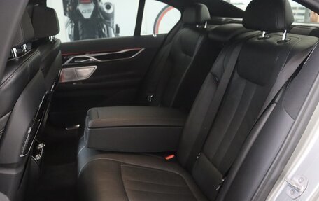 BMW 7 серия, 2019 год, 7 295 000 рублей, 18 фотография