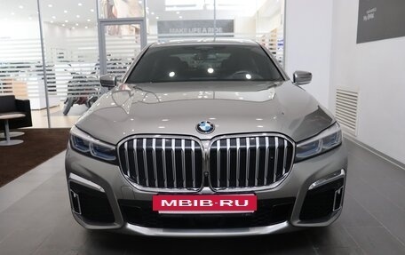 BMW 7 серия, 2019 год, 7 295 000 рублей, 13 фотография
