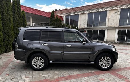 Mitsubishi Pajero IV, 2017 год, 3 130 000 рублей, 5 фотография