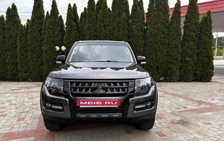 Mitsubishi Pajero IV, 2017 год, 3 130 000 рублей, 3 фотография