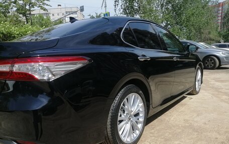 Toyota Camry, 2018 год, 3 100 000 рублей, 12 фотография