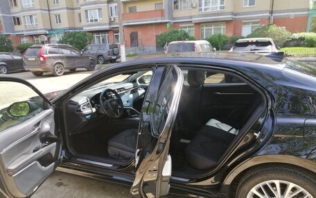 Toyota Camry, 2018 год, 3 100 000 рублей, 24 фотография
