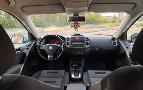 Volkswagen Tiguan I, 2009 год, 840 000 рублей, 23 фотография