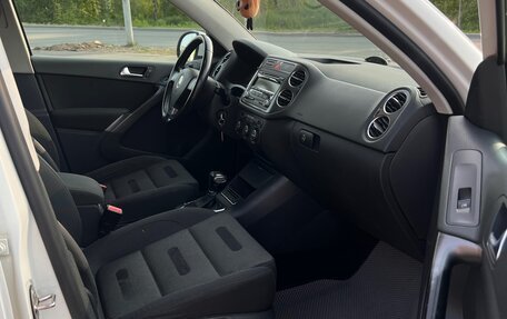 Volkswagen Tiguan I, 2009 год, 840 000 рублей, 18 фотография
