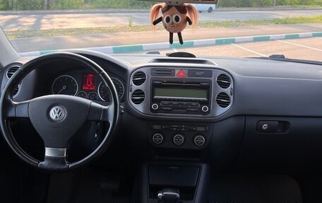 Volkswagen Tiguan I, 2009 год, 840 000 рублей, 22 фотография