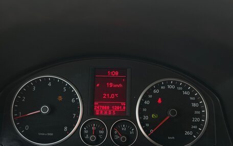 Volkswagen Tiguan I, 2009 год, 840 000 рублей, 24 фотография