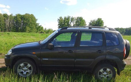 Chevrolet Niva I рестайлинг, 2011 год, 450 000 рублей, 8 фотография