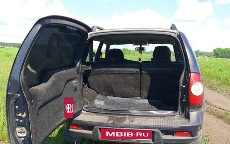 Chevrolet Niva I рестайлинг, 2011 год, 450 000 рублей, 7 фотография