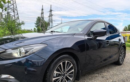 Mazda 3, 2016 год, 1 500 000 рублей, 2 фотография