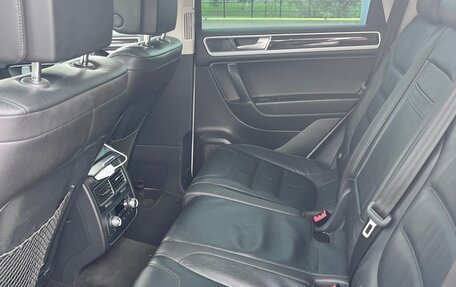 Volkswagen Touareg III, 2017 год, 3 400 000 рублей, 11 фотография