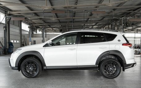 Toyota RAV4, 2018 год, 2 365 000 рублей, 6 фотография