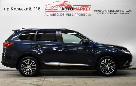 Mitsubishi Outlander III рестайлинг 3, 2018 год, 1 779 000 рублей, 4 фотография