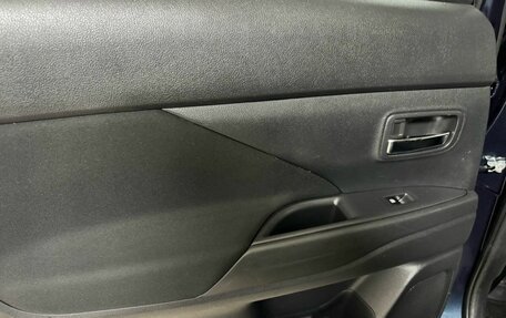 Mitsubishi Outlander III рестайлинг 3, 2018 год, 1 779 000 рублей, 21 фотография