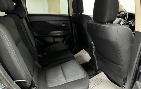 Mitsubishi Outlander III рестайлинг 3, 2018 год, 1 779 000 рублей, 24 фотография