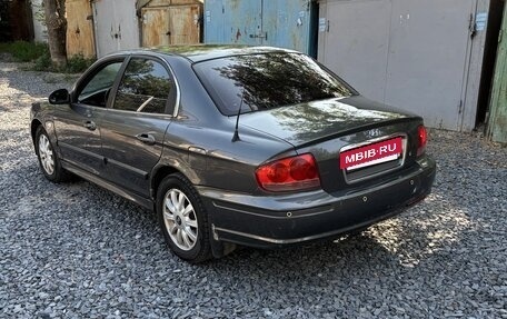 Hyundai Sonata IV рестайлинг, 2004 год, 350 000 рублей, 4 фотография
