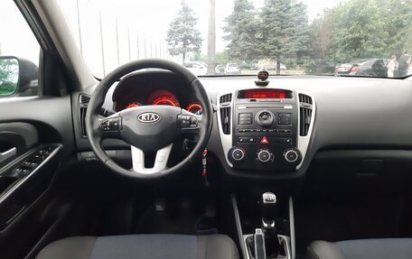 KIA cee'd I рестайлинг, 2010 год, 740 000 рублей, 10 фотография
