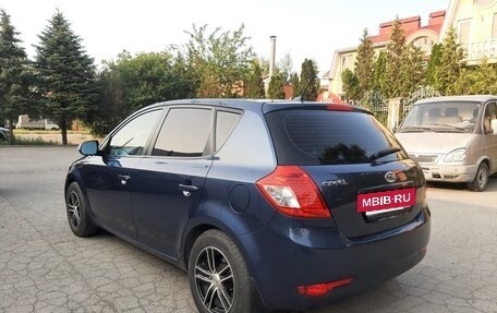 KIA cee'd I рестайлинг, 2010 год, 740 000 рублей, 4 фотография