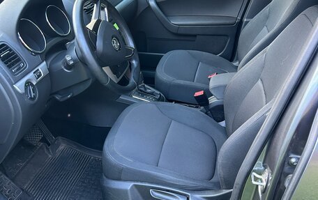 Skoda Yeti I рестайлинг, 2014 год, 1 033 000 рублей, 9 фотография