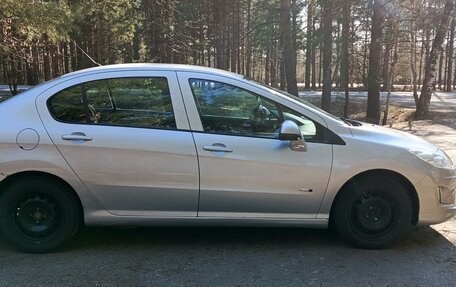 Peugeot 408 I рестайлинг, 2014 год, 550 000 рублей, 4 фотография