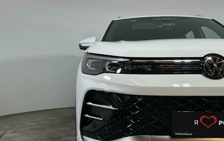 Volkswagen Tiguan, 2024 год, 6 190 000 рублей, 8 фотография