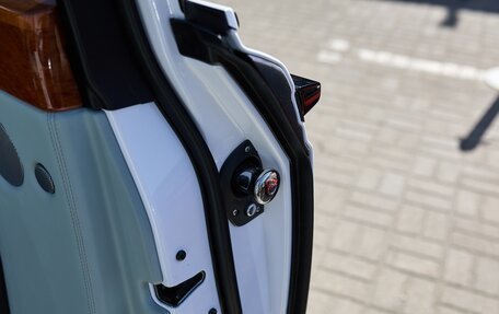 Rolls-Royce Phantom VII рестайлинг, 2004 год, 15 800 000 рублей, 24 фотография