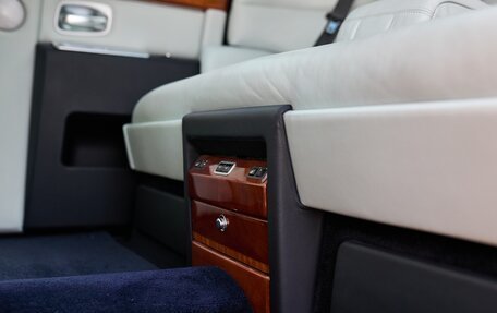 Rolls-Royce Phantom VII рестайлинг, 2004 год, 15 800 000 рублей, 21 фотография