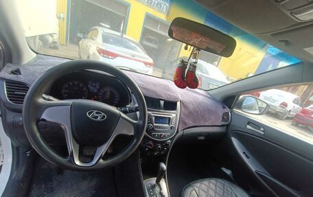 Hyundai Solaris II рестайлинг, 2014 год, 680 000 рублей, 9 фотография