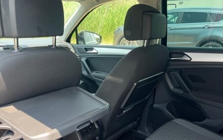 Volkswagen Tiguan II, 2017 год, 2 599 000 рублей, 7 фотография