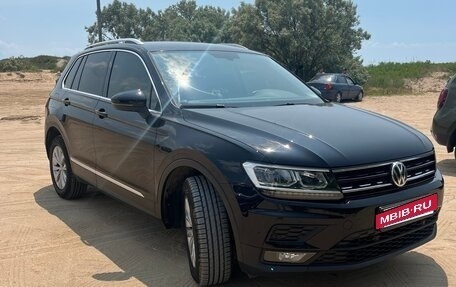 Volkswagen Tiguan II, 2017 год, 2 599 000 рублей, 2 фотография