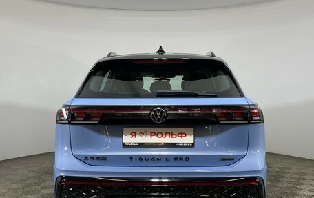 Volkswagen Tiguan, 2024 год, 5 650 000 рублей, 8 фотография