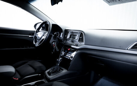 Hyundai Elantra VI рестайлинг, 2018 год, 1 600 000 рублей, 15 фотография