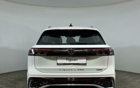 Volkswagen Tiguan, 2024 год, 5 490 000 рублей, 5 фотография